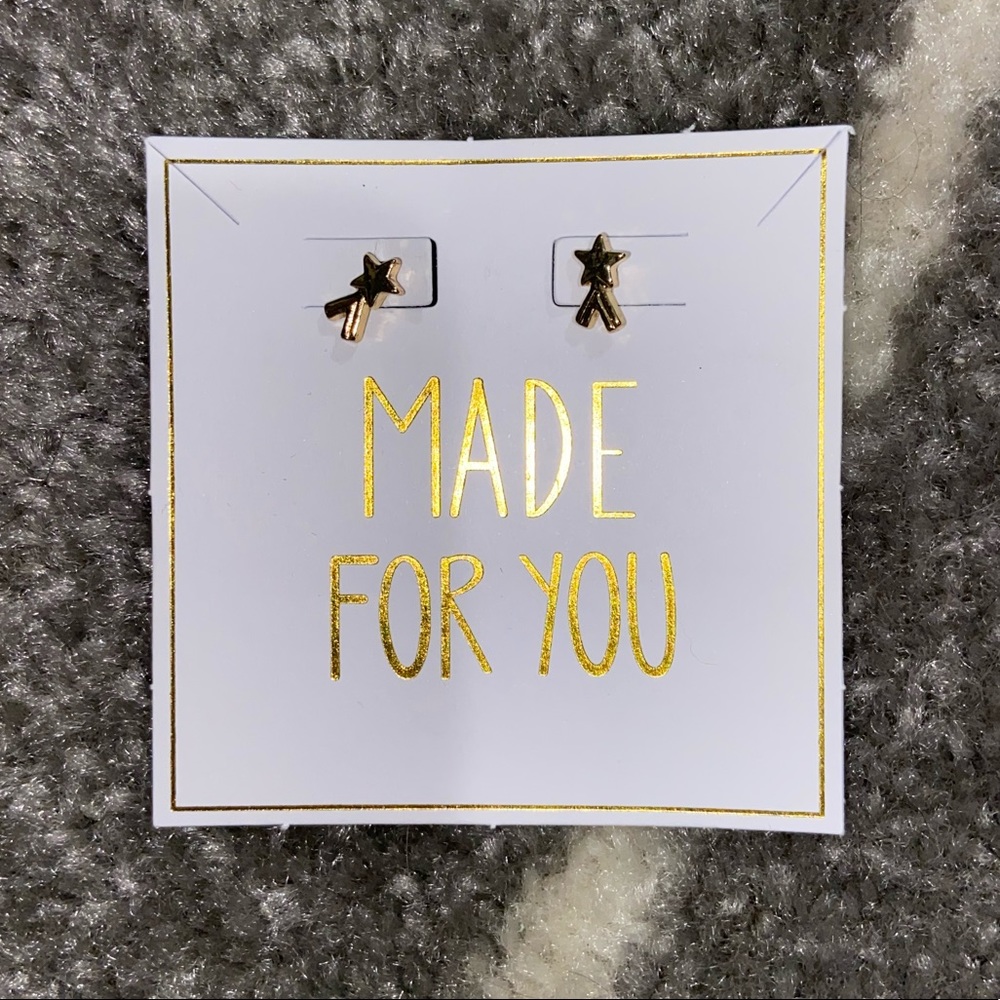 Gold Shooting Star Earrings